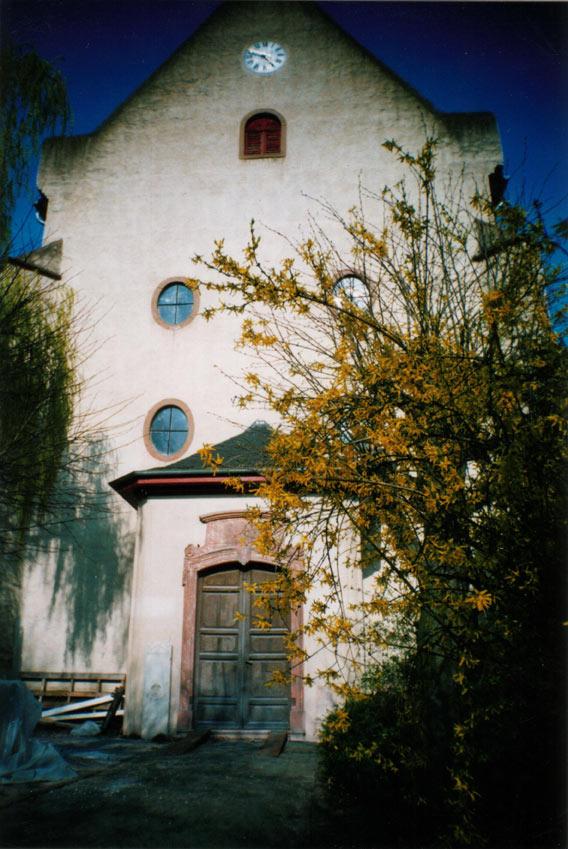 Außenansichten der Pankratius-Kirche (2002)