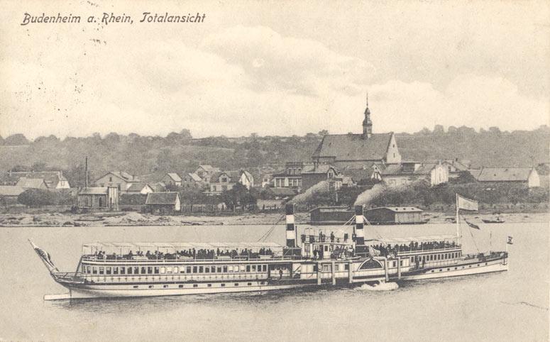 Raddampfer mit Totalansicht (um 1900)